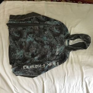 Huk hooded long sleeve fishing shirt